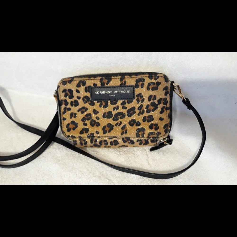 Cross body purse